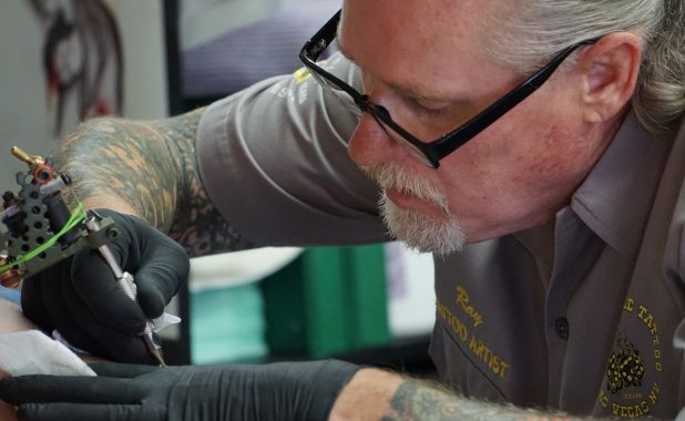 Tips On Choosing A Good Tattoo Parlor